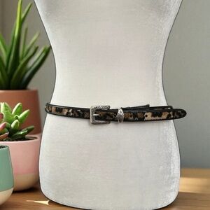 BRIGHTON ladies soft faux leopard thin belt in size Medium/Large 32